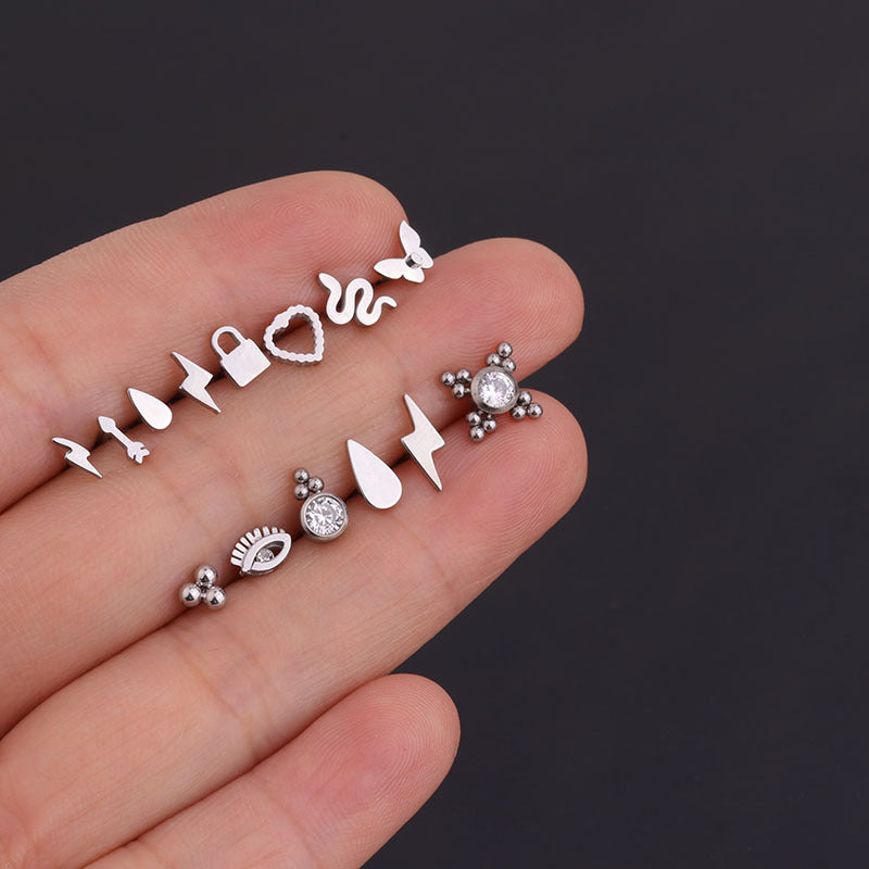 Stainless steel lightning bolt stud earrings